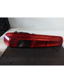 Recambio de piloto trasero izquierdo para ford fiesta (cbk) ambiente referencia OEM IAM 1324570 1ª SERIE 3P