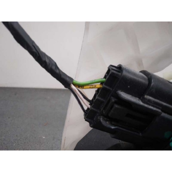 Recambio de cerradura puerta trasera derecha para hyundai i30 (pd) klass referencia OEM IAM 81420G3010 5 CABLES 