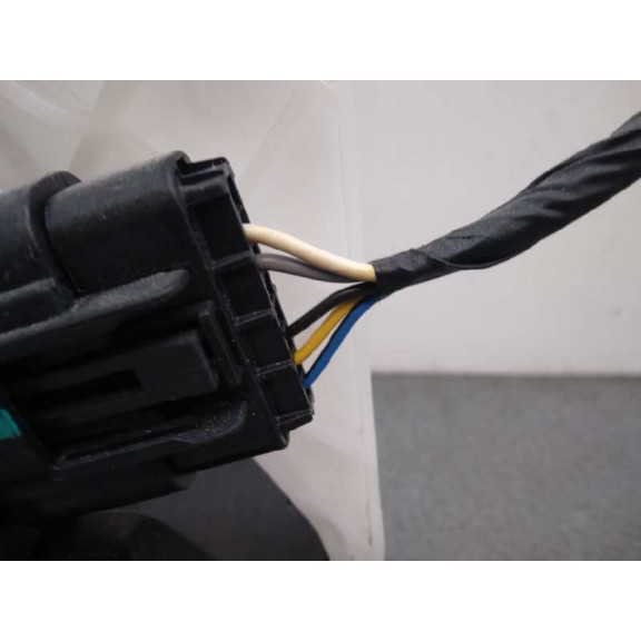 Recambio de cerradura puerta trasera izquierda para hyundai i30 (pd) klass referencia OEM IAM 81410G3010 5 CABLES 