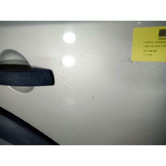 Recambio de puerta trasera derecha para land rover discovery v6 td s referencia OEM IAM BFA780180 SIN ACCESORIOS 