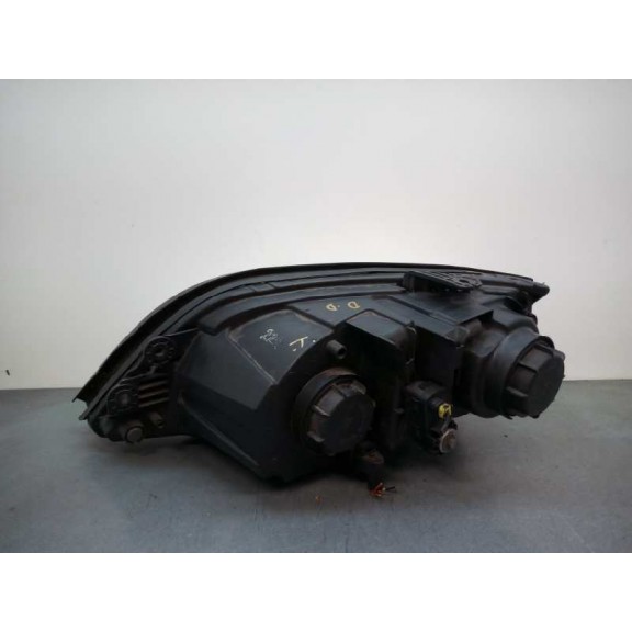 Recambio de faro derecho para kia sorento 2.5 crdi active referencia OEM IAM  2 SERIE 