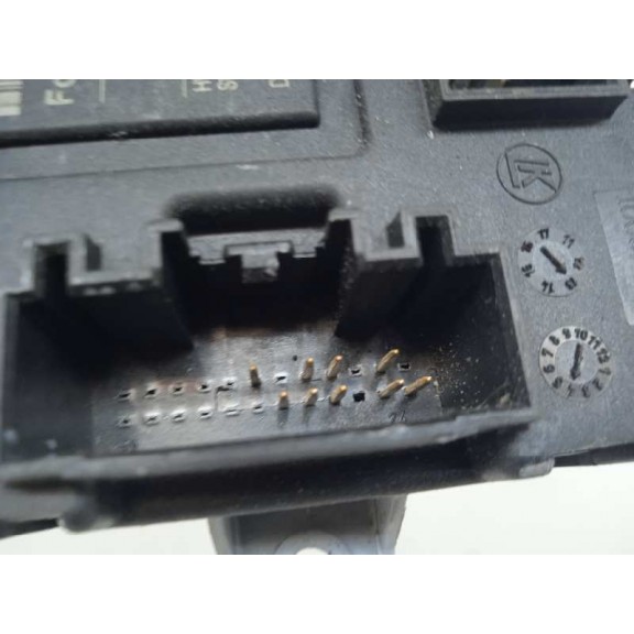 Recambio de modulo electronico para ford fiesta (ccn) referencia OEM IAM CV1T14B533AE PUERTA DELANTERA DERECHA