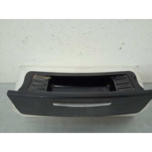 Recambio de cenicero para bmw serie 3 berlina (e90) 320d referencia OEM IAM  TRASERO 81334