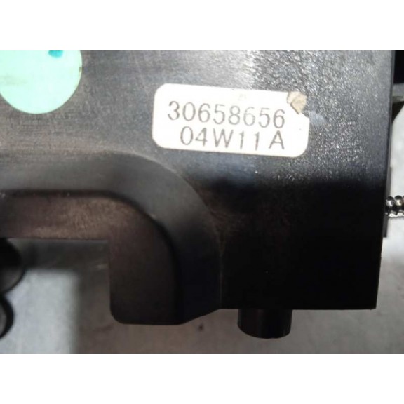 Recambio de modulo electronico para volvo xc70 2.4 diesel cat referencia OEM IAM 30658656 30658656 MODULO VOLANTE