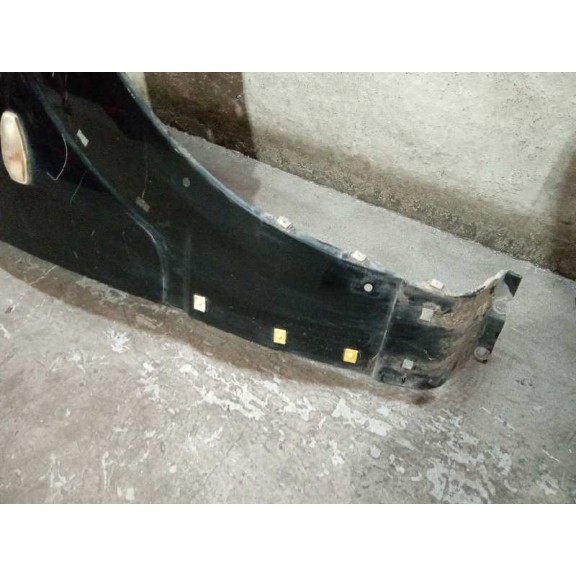 Recambio de aleta delantera derecha para kia sorento 2.5 crdi active referencia OEM IAM  NEGRO RAYADA