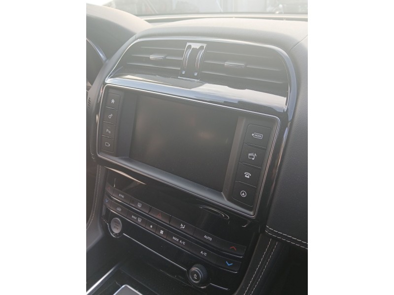 Recambio de sistema audio / radio cd para jaguar f-pace (x761) 2.0 td4 awd referencia OEM IAM   