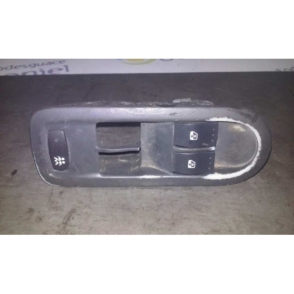 Recambio de mando elevalunas delantero izquierdo para renault megane ii classic berlina confort authentique referencia OEM IAM  