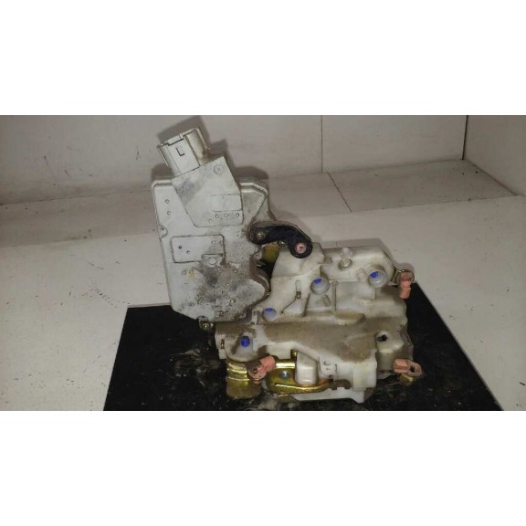 Recambio de cerradura puerta delantera izquierda para nissan primera berlina (p11) básico referencia OEM IAM   6 PINS