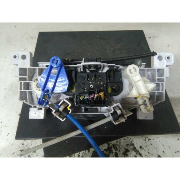 Recambio de mando calefaccion / aire acondicionado para dacia sandero ambiance referencia OEM IAM   
