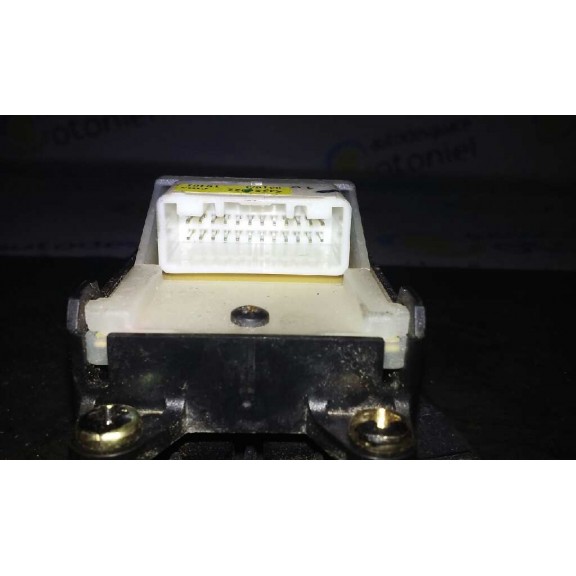 Recambio de mando elevalunas delantero izquierdo para toyota avensis berlina (t25) 1.8 sol sedán (4-ptas.) referencia OEM IAM   