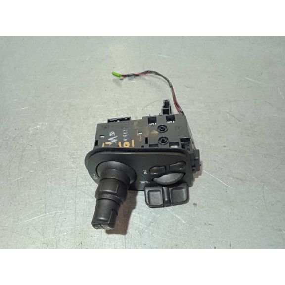 Recambio de mando limpia para renault scenic ii confort authentique referencia OEM IAM 8200127280  