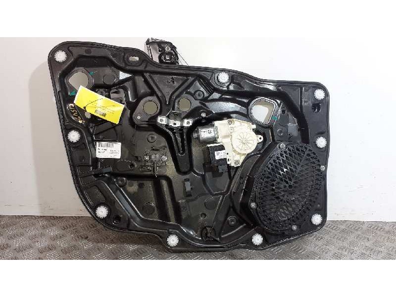 Recambio de elevalunas delantero izquierdo para jeep renegade sport 4x2 referencia OEM IAM C46789108  