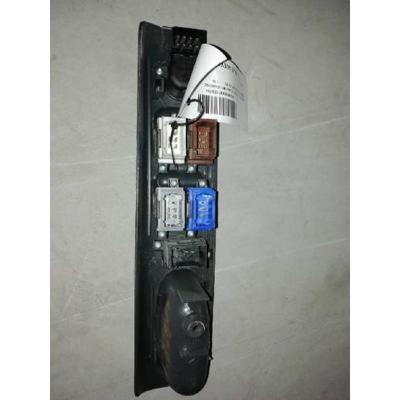 Recambio de mando elevalunas delantero izquierdo para renault laguna (b56) 1.9 dti referencia OEM IAM 7701707064  