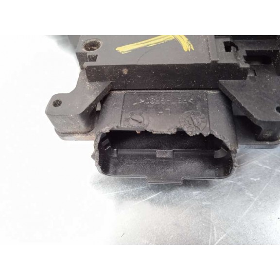 Recambio de cerradura puerta trasera izquierda para peugeot 3008 1.6 hdi fap referencia OEM IAM 24090158 FICHA TOCADA 4 PINS