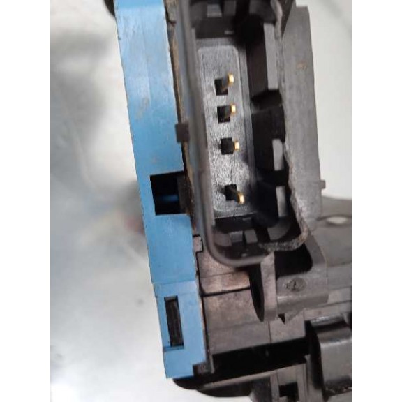 Recambio de cerradura puerta trasera izquierda para peugeot 3008 1.6 hdi fap referencia OEM IAM 24090158 FICHA TOCADA 4 PINS