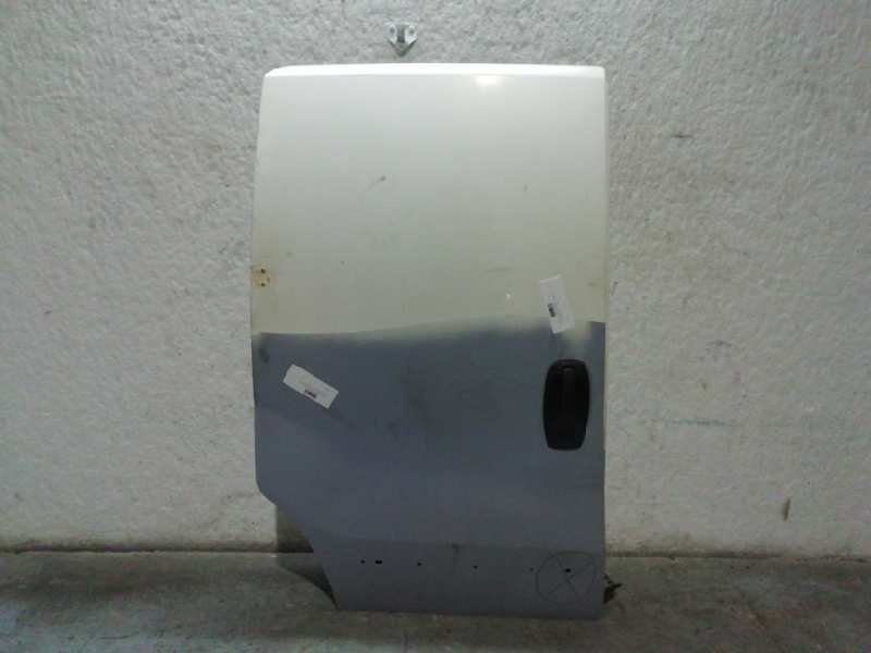 Recambio de puerta lateral corredera derecha para fiat fiorino básico referencia OEM IAM  BLANCA CERRADO