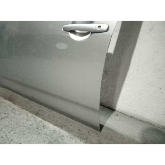 Recambio de puerta delantera izquierda para citroën c-crosser 2.2 hdi fap cat referencia OEM IAM   