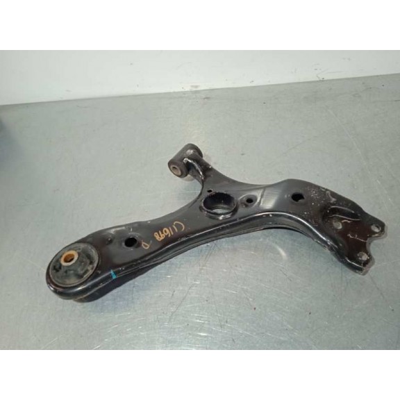 Recambio de brazo suspension inferior delantero derecho para toyota auris hybrid active referencia OEM IAM SR  