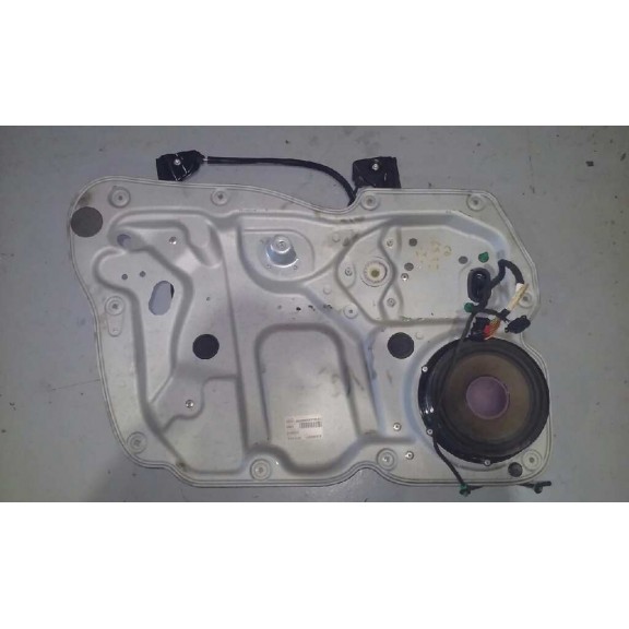 Recambio de elevalunas delantero izquierdo para volkswagen caddy ka/kb (2k) life referencia OEM IAM   PANEL