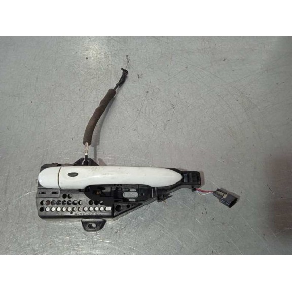 Recambio de maneta exterior delantera derecha para renault clio iv 0.9 referencia OEM IAM 806078101R  