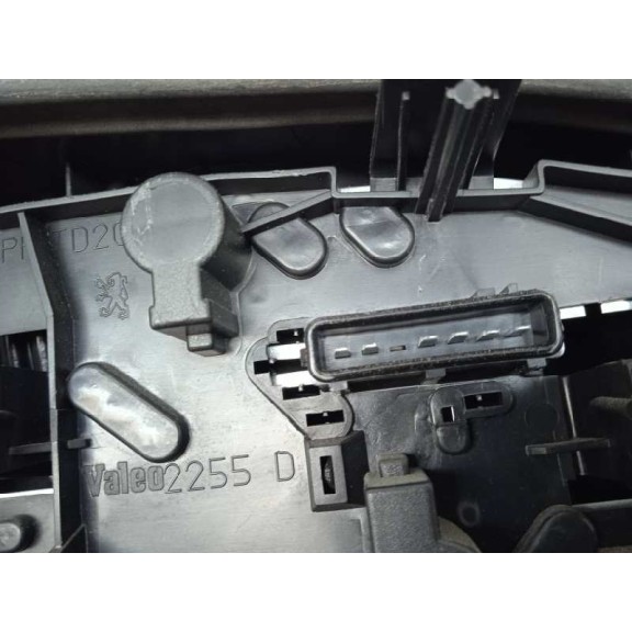 Recambio de piloto trasero derecho para peugeot 406 berlina (s1/s2) svdt referencia OEM IAM 6351E8 1ª SERIE 