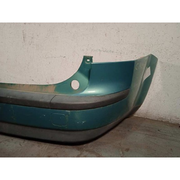 Recambio de paragolpes trasero para ford focus sportbreak (cap) ghia referencia OEM IAM  VERDE 