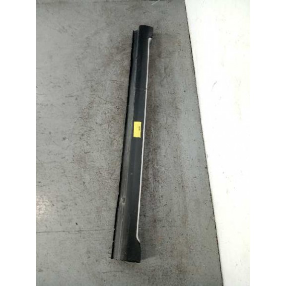 Recambio de faldon lateral para citroën c-crosser 2.2 hdi fap cat referencia OEM IAM  IZQUIERDO 