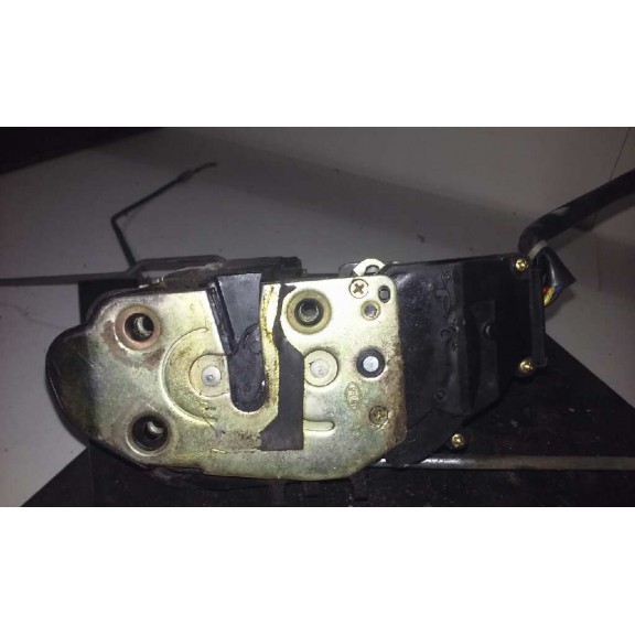Recambio de cerradura puerta delantera izquierda para kia carnival ii 2.9 cdri ex referencia OEM IAM   4 PINS