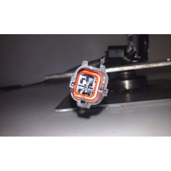 Recambio de cerradura puerta delantera izquierda para kia carnival ii 2.9 cdri ex referencia OEM IAM   4 PINS