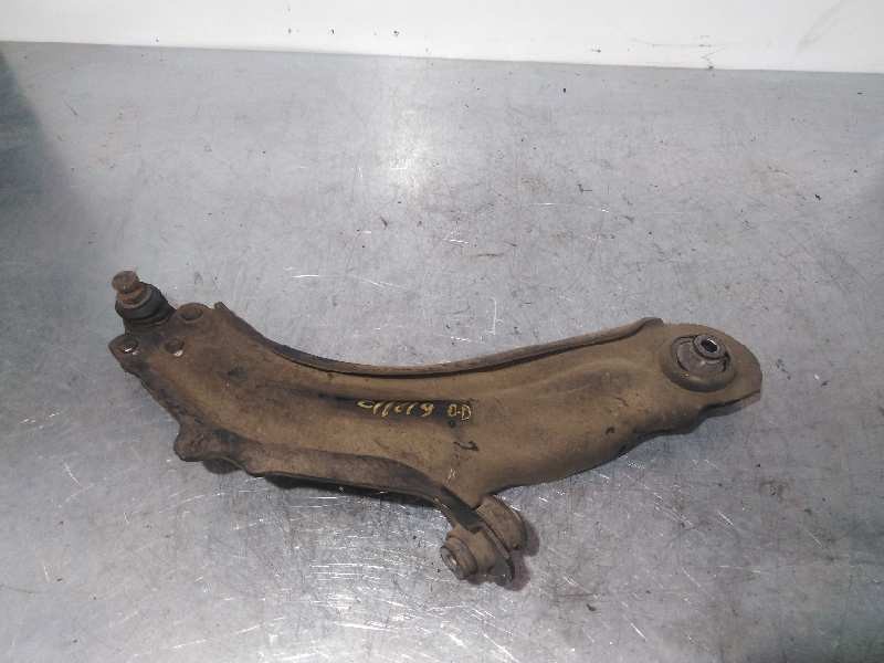 Recambio de brazo suspension inferior delantero derecho para renault kangoo 1.5 dci diesel referencia OEM IAM SR  