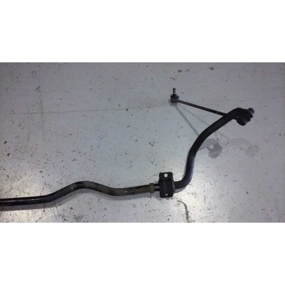 Recambio de barra estabilizadora delantera para kia carnival 2.9 crdi vgt emotion referencia OEM IAM   