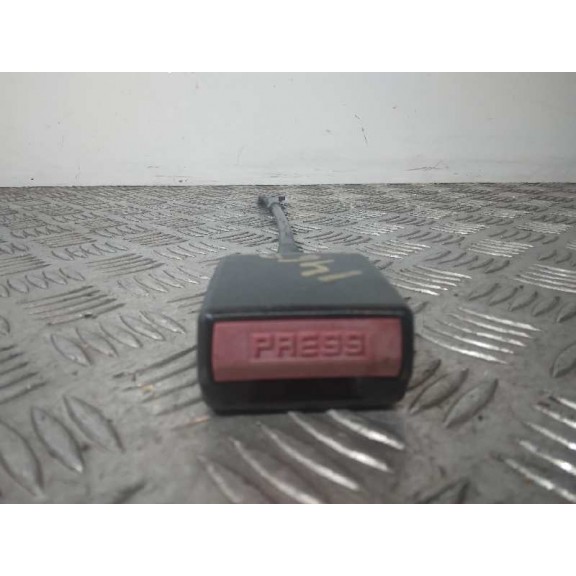 Recambio de enganche cinturon para peugeot expert kasten furgón l2h1 referencia OEM IAM 5363331 CENTRAL 