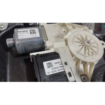 Recambio de elevalunas delantero izquierdo para jeep renegade sport 4x2 referencia OEM IAM C46789108  