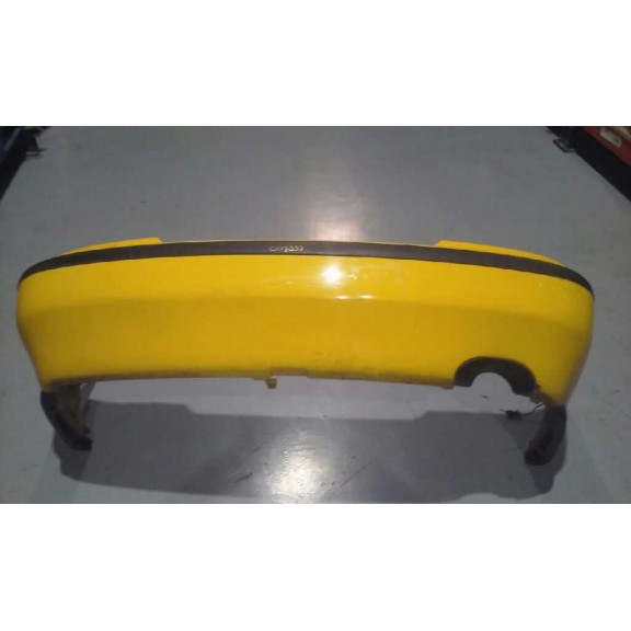 Recambio de paragolpes trasero para volvo v40 familiar 1.9 d referencia OEM IAM  AMARILLO 