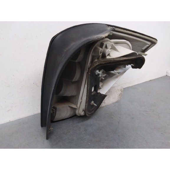 Recambio de piloto trasero izquierdo para opel astra h caravan cosmo referencia OEM IAM S/REF  