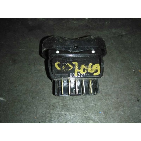 Recambio de mando elevalunas delantero izquierdo para dacia sandero laureate music referencia OEM IAM   