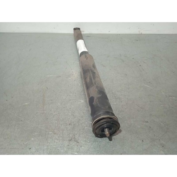 Recambio de amortiguador trasero izquierdo para toyota yaris hybrid active referencia OEM IAM 485300DF11  