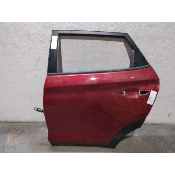 Recambio de puerta trasera izquierda para hyundai tucson 25 aniversario 4x2 referencia OEM IAM 77003D3000 ROJO 