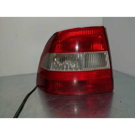 Recambio de piloto trasero izquierdo para opel vectra b berlina básico (1999) referencia OEM IAM 09119527  