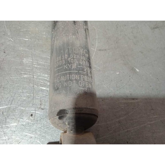 Recambio de amortiguador trasero derecho para toyota auris business referencia OEM IAM 4853002A30  