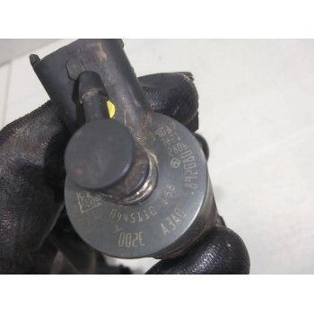 Recambio de inyector para mazda 3 berlina (bk) 1.6 cd diesel cat referencia OEM IAM 0445110188  