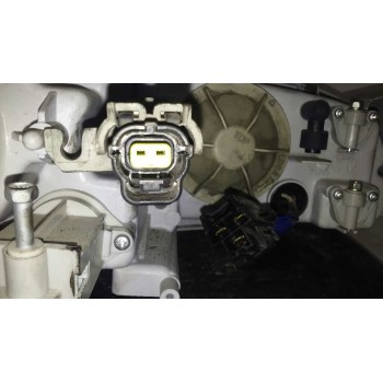 Recambio de faro izquierdo para mazda 626 berlina (ge) 2.5 v6 referencia OEM IAM   