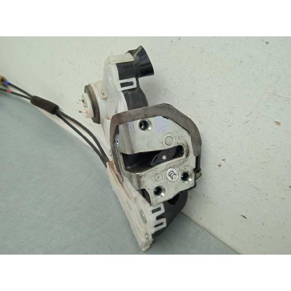 Recambio de cerradura puerta delantera derecha para toyota prius (nhw30) eco referencia OEM IAM   4 CABLES