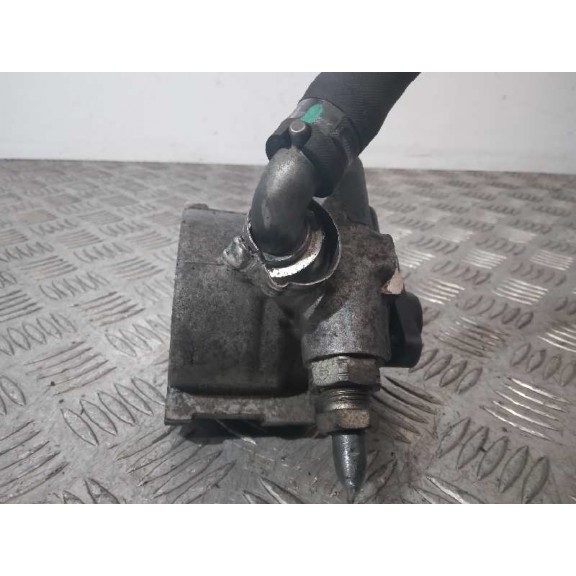 Recambio de bomba servodireccion para fiat fiorino básico referencia OEM IAM 26081093 MECANICA 