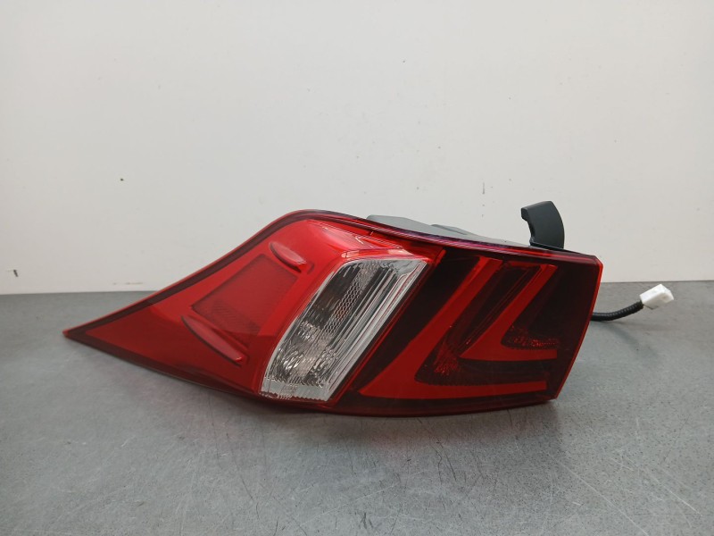 Recambio de piloto trasero izquierdo para lexus is iii (_e3_) 300h (ave30_) referencia OEM IAM 8156053280  