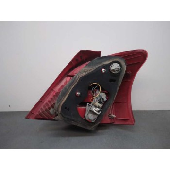 Recambio de piloto trasero izquierdo para toyota yaris (ksp9/scp9/nlp9) básico referencia OEM IAM  ESQUINA ROTA 