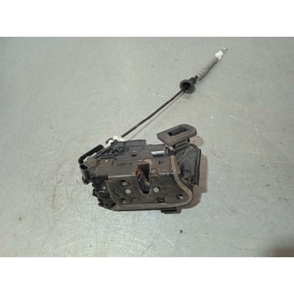 Recambio de cerradura puerta delantera derecha para skoda fabia 1.0 mpi referencia OEM IAM B6A5TB837016A 7 PINES 