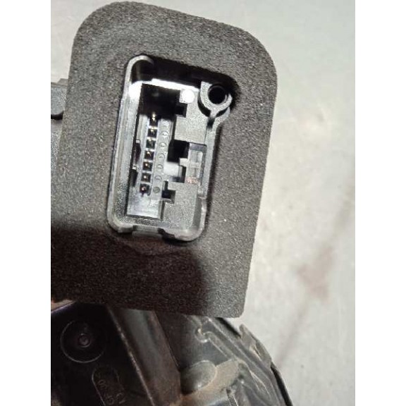 Recambio de cerradura puerta trasera izquierda para skoda fabia 1.0 mpi referencia OEM IAM A5E5TA839015E 7 PINES 