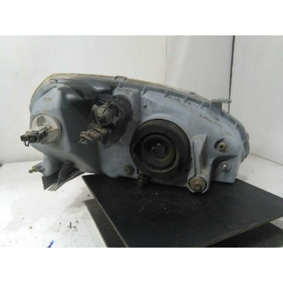 Recambio de faro izquierdo para tata indigo marina referencia OEM IAM   