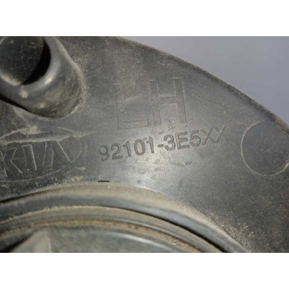 Recambio de faro izquierdo para kia sorento 2.5 crdi referencia OEM IAM 921013E5XX  CRISTAL RAYADO